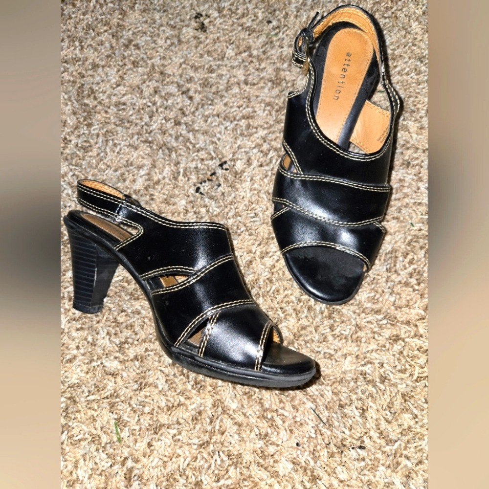 Sandals womens sz 6